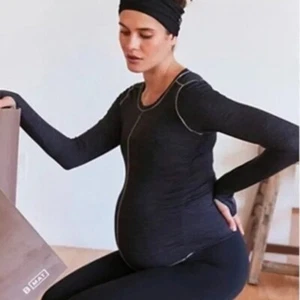 NWT $60 Free People x HATCH Maternity Right On Run Layer Small Black Shirt Top - Picture 1 of 10