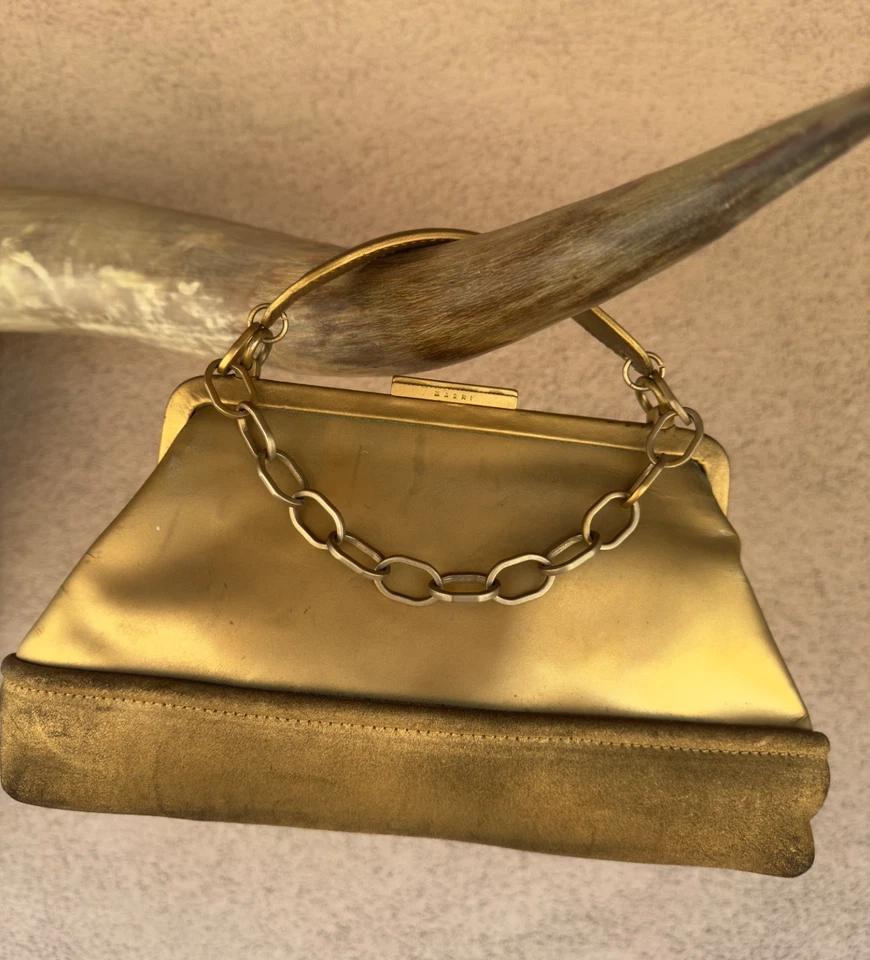 Bolso clutch vintage MARNI bronce dorado pátina envejecida cuero usado $120 Foto 1 de 4