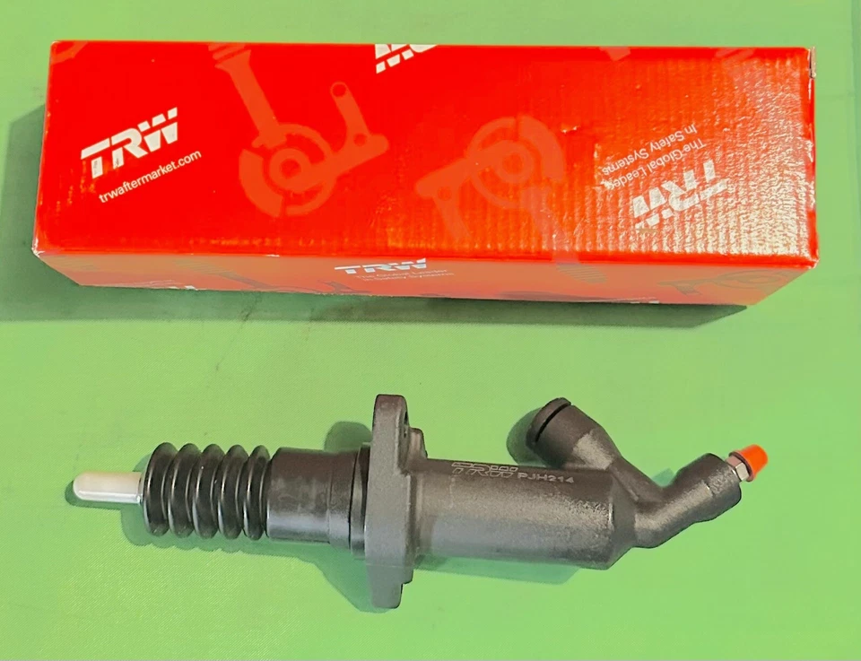 Cilindro esclavo embrague trabajo pesado BMW E60 E64 E82 E88 E90 E91 E92 E93 F10 Foto 1 de 1