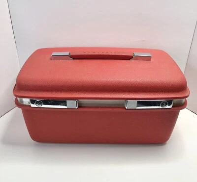 Vintage Red Samsonite Saturn Cosmetic Make-up Train Case Carry On- NO KEY - READ - Image 1 of 4