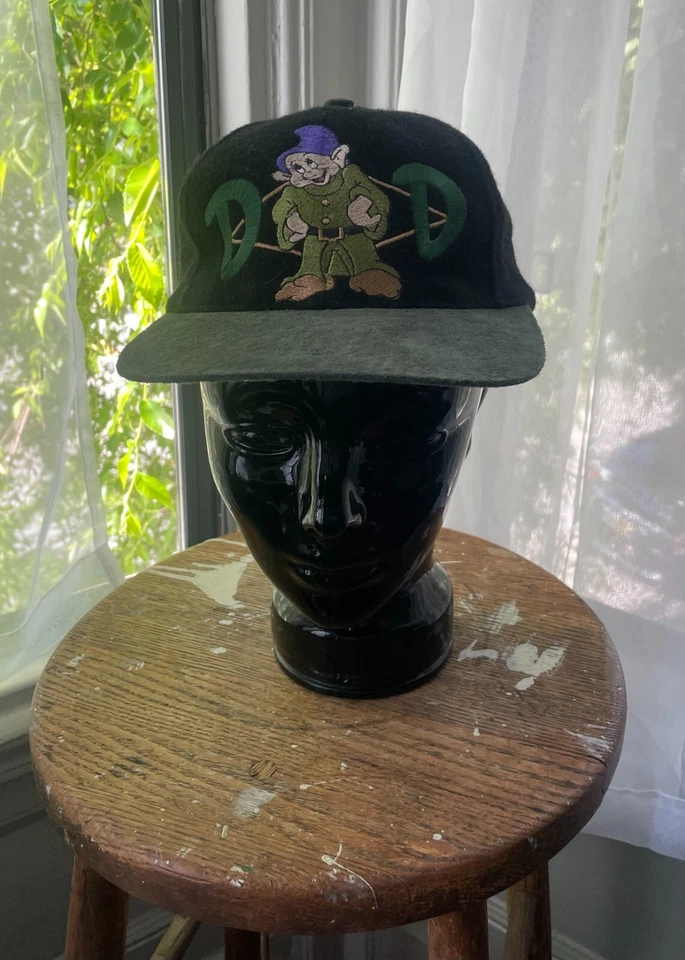 Sombrero Disney Feliz Blancanieves y los siete enanitos bordado PAPÁ correa trasera vintage Foto 1 de 4