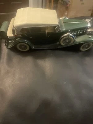 Danbury Mint The 1932 Cadillac V-16 Sport Phaeton. - Image 1 of 4