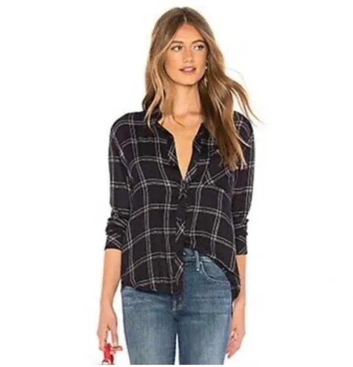 Rails Hunter Shirt in Navy Snow Plaid Size Small cabin core Western cowgirl top - Image 1 of 4