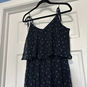 Abercrombie & Fitch medium petite navy blue floral maxi dress - Picture 1 of 7