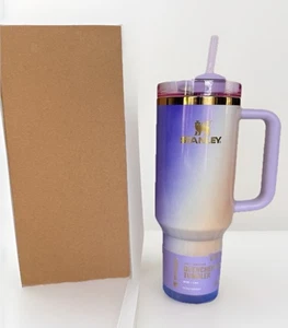 Vaso apagador Stanley X Wicked 40 oz FlowState Glinda para bienNUEVO CON CAJA - Imagen 1 de 6