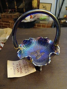 Farfalla vetro carnevale blu cobalto irridescente vintage Fenton 3 dita cesto 6" - Foto 1 di 6