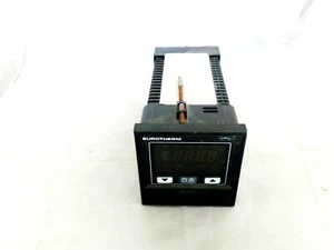 EUROTHERM 815S/1V5/4MA20/KEINE/KEINE/KEINE/KEINE/F/>00/0.0/400.0/M3PH/NO/NO/E/N - Bild 1 von 4