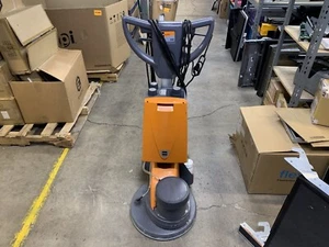 Taski Ergodisc 200 Floor Scrubber | #Z136 - Picture 1 of 20