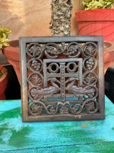 Antique Wooden Hand Carved Jali Cut Peacock Figure Wall Decor Panel Rare 1890 - Picture 1 of 8