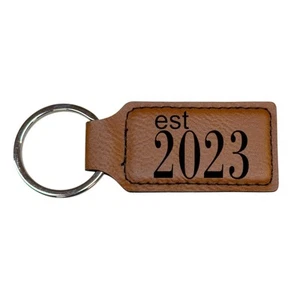 Keychain - Rectangle - Est 2023 - Leather - Foto 1 di 8