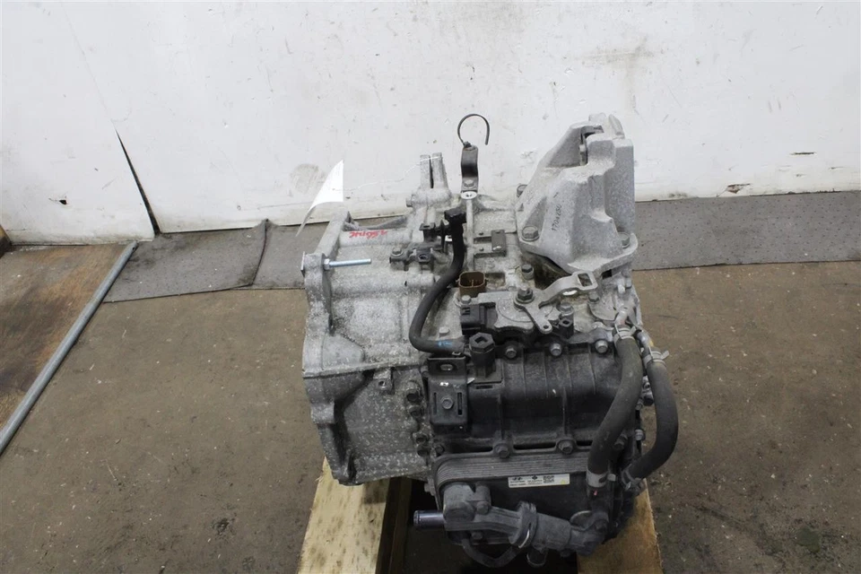 TRANSMISSION Hyundai Tucson 2016 16 2017 17 FWD 1393922 - Image 1 of 4