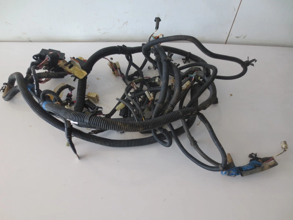 2009 久保田 RTV 500 二手原始设备制造商主线线束织机 — 第 1/4 张图片