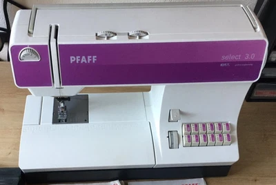 Pfaff Nähmaschine Select line 3.0 IDT German Engineering Farbe Lila - Bild 1 von 4