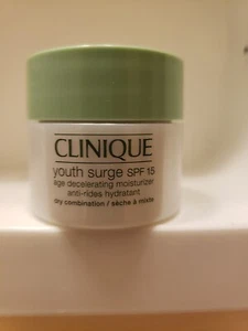 Clinique Youth Surge SPF 15 Age Decelerating Moisturizer 15ml New/Undisturbed - Picture 1 of 7