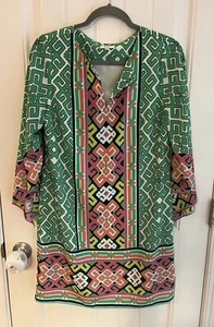 Crown & Ivy Green Pink Geometric Bell Sleeve Shift Dress Size 4 - Picture 1 of 4