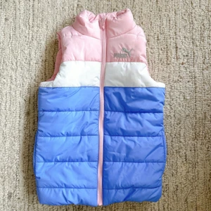 PUMA GIRL’S PINK/LIGHT BLUE ZIP UP SLEEVELESS PUFFER JACKET SIZE 5/6 - Picture 1 of 3