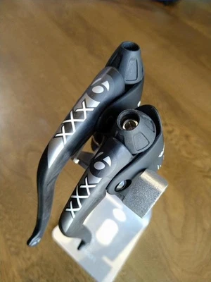 Bontrager X Carbon Aero Brake Levers - Image 1 of 4