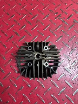 Suzuki FA50 1989 cabezal de motor Foto 1 de 4