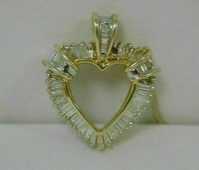 Colgante Corazón Diamante Mujer 4Ct Corte Baguette Creado en Laboratorio 14K Chapado en Oro Amarillo Foto 1 de 4