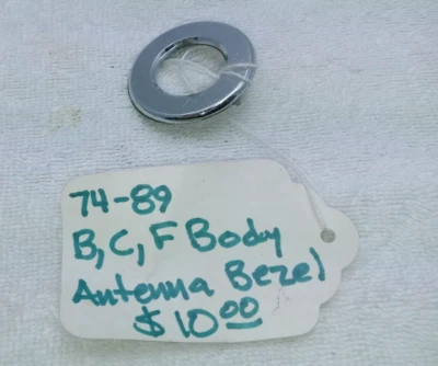 OEM Mopar 1974-89 Plymouth Dodge B C F Body Antenna Adapter Trim Bezel #3501289 Foto 1 de 2