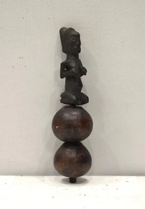 Trípode africano cascabel madera calabaza mango figura tallada de Kenia - Imagen 1 de 1