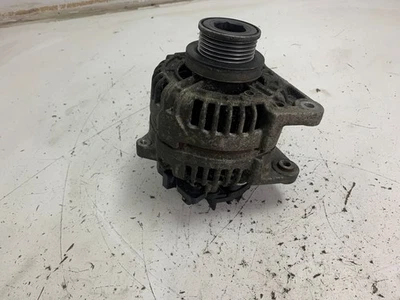 ALTERNATORE V-SNAAR Renault Modus/Grand Modus (JP) 2005 8200325823 / 0124425013 - Immagine 1 di 4