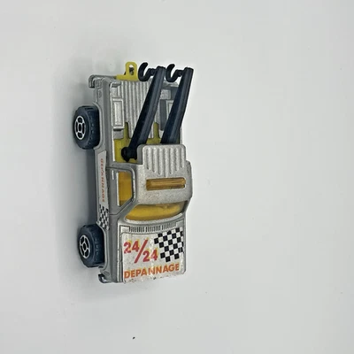 Camión de remolque Chevy Blazer Depanneuse vintage Majorette Francia #228 plateado 1/62  Foto 1 de 4