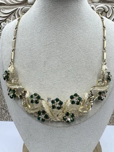 Vintage Coro Pegasus Golden Emerald Green Flower Crystal Necklace 16” - Picture 1 of 8