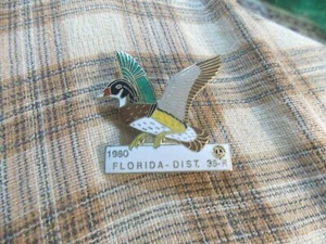 1980 LIONS CLUB FLORIDA DISTRICT 35-R Enamel PIN 2" Flying Duck VG ! - Picture 1 of 3