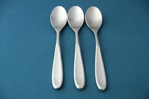 3 Teaspoons Retroneu TIVOLI / CONTOUR Satin 18/10 Stainless China 6 1/2" - Picture 1 of 5