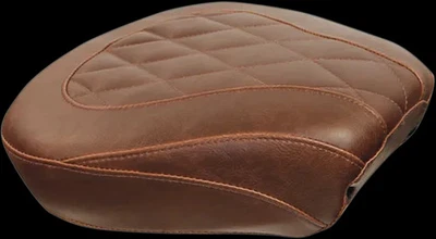 Assento de passageiro Mustang marrom ponto diamante largo tripper Fat Boy 2009 - Imagem 1 de 4