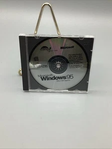 MIcrosoft Windows 95 Upgrade Disc No Product Key - Picture 1 of 4