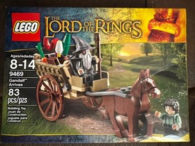 LEGO The Lord of the Rings 9469 Gandalf Arrives. New. Sealed. Damaged Box.