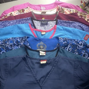 Lot Of 8 Dickies Cherokee Absolute Women's Scrub Tops Small - Picture 1 of 20