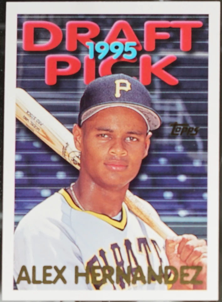 1995 Topps Traded & Rookies Baseball Alex Hernandez #69T NM - Image 1 of 1