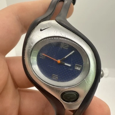 Reloj Analógico VINTAGE Nike Triax Swift WR0078 Y2K Tecnología Moderno Foto 1 de 4