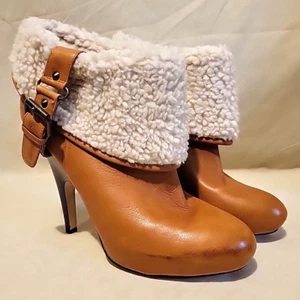 Dolce Vita Sheldon Womens Fashion Stiletto Leather Heels Sherpa Lined Sz 10 M - Picture 1 of 10
