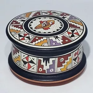 Peruvian Terracotta Clay Redware Hand Painted Round Lidded Trinket Dish Peru - Picture 1 of 20