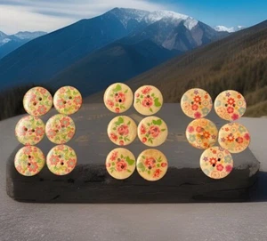 17 Floral Design 3 Different Patterns Beige Wooden Like Buttons GUC - Picture 1 of 4