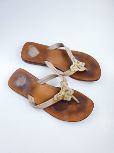 Savannah size 6 beige leather butterfly beaded flip flops toe post flat sandals