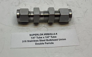 SUPERLOK 1/4" Tube x 1/4" Tube Stainless Steel Bulkhead Union (400-61) - Picture 1 of 4
