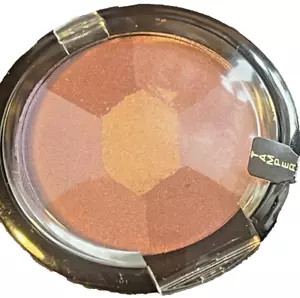 Signature Club A Light Up Kaleidoscope Eye Shadow .14 oz. Italy - Picture 1 of 2