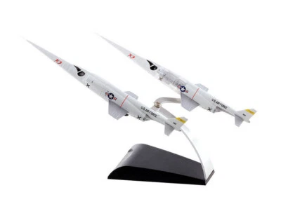 Douglas X-3 Stiletto, Edwards AFB,Scale 1:144 by Dragon Wings - Image 1 of 3