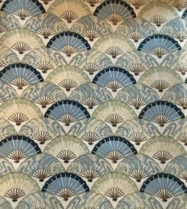 Serenity By Anna Fishkin per tessuti gallo rosso ventagli asiatici blu oro 18 x 44" - Foto 1 di 3