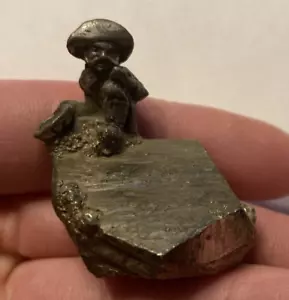 Vintage Miniatur Pyrit Narren Gold mit Zinn Bergmann Schwenken für Gold Figur C23 - Bild 1 von 19