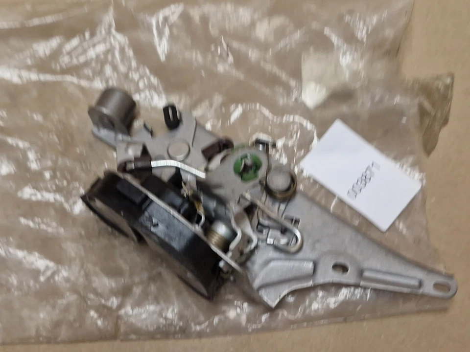 Cerradura puerta trasera derecha opel omega b 9174596 93171114 133153 90058 lhd Foto 1 de 4