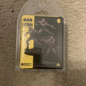 Knight Models Batman Mini Game Talons O'Malleys - Picture 1 of 2