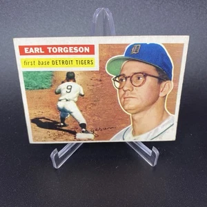 Topps Earl Torgeson 1956 espalda blanca #147 - Imagen 1 de 2