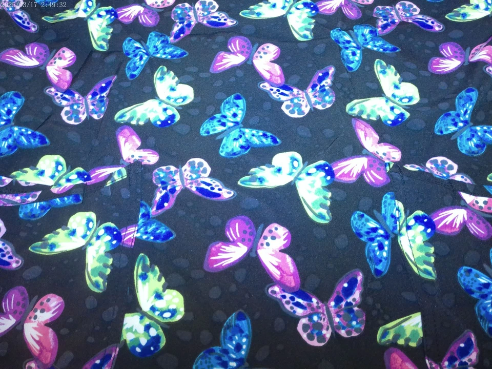Woman's Beautiful Butterfly Scrub Top *NEW* Size 2XL NICE!! - Image 1 of 1