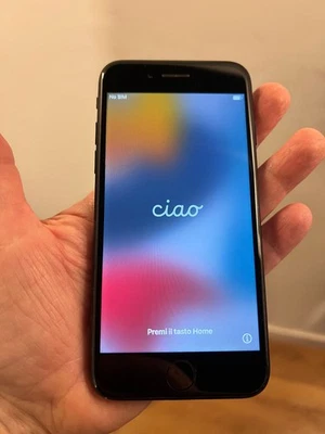 Apple iPhone 7 - 32GB - Nero Opaco (Sbloccato) - Immagine 1 di 4